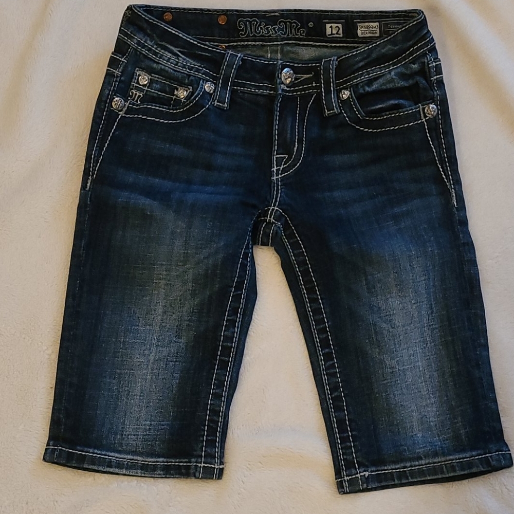 Miss Me Girl's Bermuda Cropped Shorts Size 12 - Picture 2 of 9